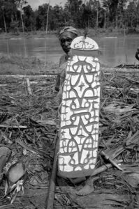 Fine Old Asmat Shield New Guinea